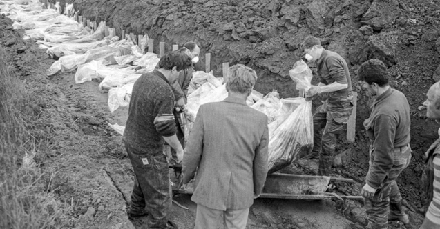 Sabah ezanında Boşnak katliamı: Ahmiçi’nin üzerinden 28 yıl geçti