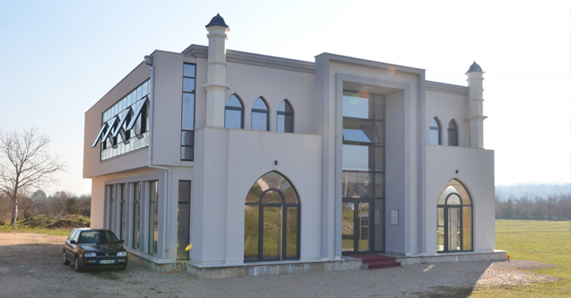 TİKA’nın Karadağ’da destek sağladığı İslam kültür merkezi açıldı