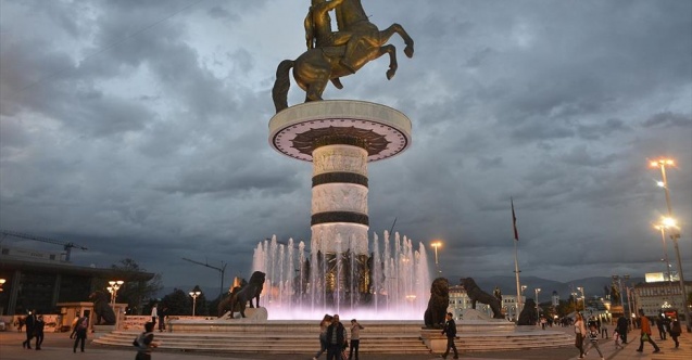 Üsküp Belediye Başkanı: ‘Üsküp 2014’ heykellerini sökmek istiyoruz