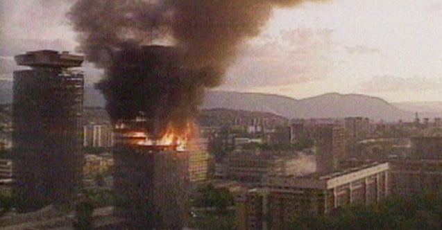 28 yıl önce bugün Saraybosna'ya tam 3777 bomba atılmıştı