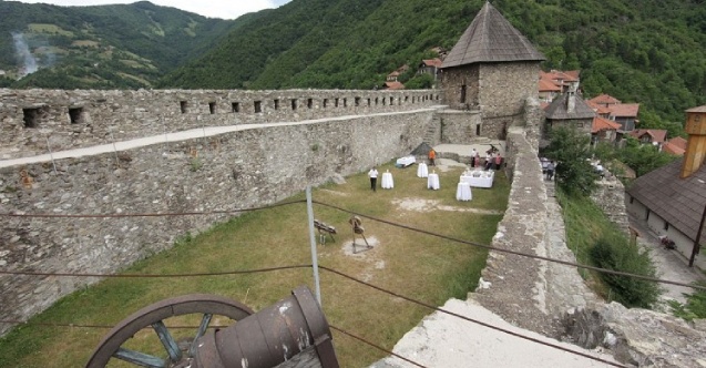 Vranduk Kalesi'nin ziyaretçi sayısı artıyor