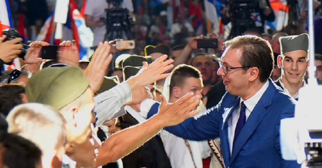 Vuçiç'e destek azalıyor