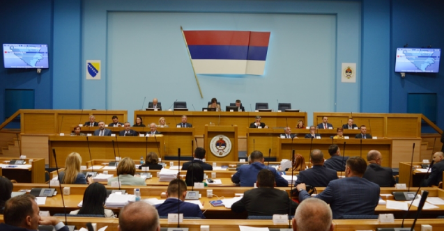 Bosnalı Sırp entitesi, paralel devlet kurumları oluşturmak için ilk adımı atıyor