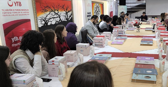 YTB'nin Kosova'da düzenlediği 'Balkan Edebiyat ve Yazarlık Akademisi' başladı
