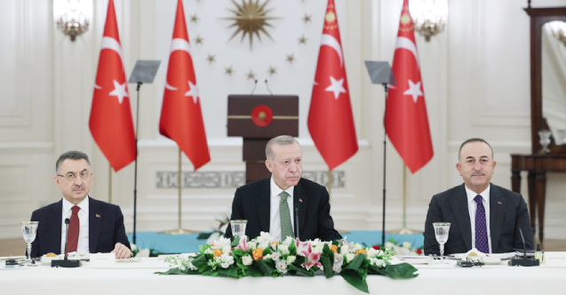 Erdoğan: “Bosna Hersek’teki krizin çözümü için yoğun gayret gösteriyoruz”