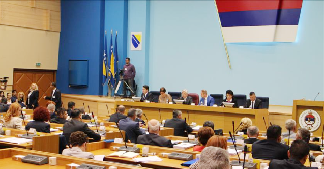 Bosnalı Sırp entite meclisi, bir paralel devlet kurumunu daha onayladı