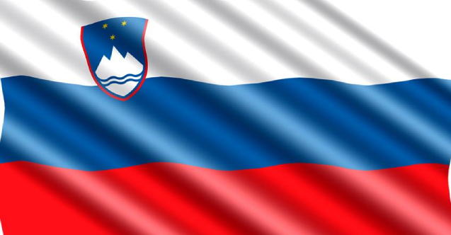 Kiev’deki Slovenya Büyükelçiliği, bayrağını indirmek zorunda kaldı