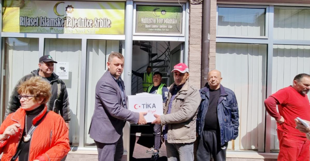 TİKA, Sırbistan'ın Novi Sad şehrinde ihtiyaç sahiplerine ramazan kumanyası ulaştırdı