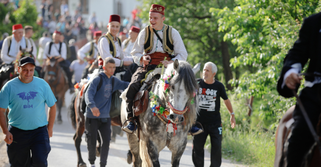 Bosna Hersek'teki 512. Ayvaz Dede Şenlikleri'ne katılacak atlılar Karaula'dan yola çıktı