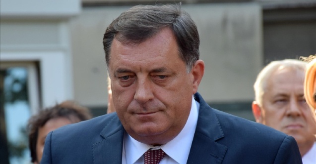 Sırp lider Dodik, "kendi kendine" yaptırım uyguladı