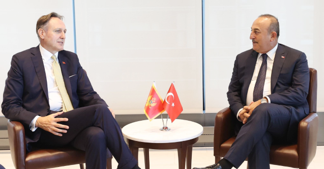 Çavuşoğlu New York'ta Karadağlı ve Bulgar mevkidaşları ile görüştü