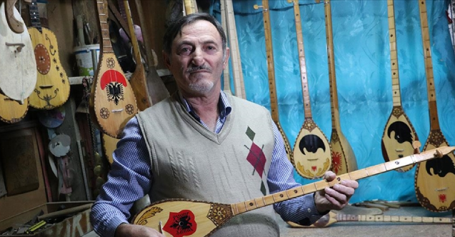Arnavut sazı "çiftelia" asırlardır sembol enstrüman olarak öne çıkıyor