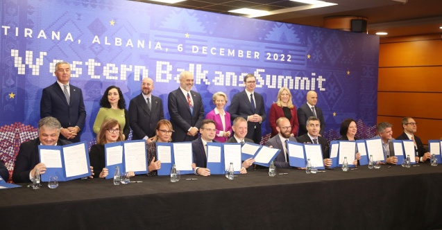 AB ile Batı Balkan ülkeleri, dolaşım ücretlerinin kaldırılması için anlaşma imzaladı