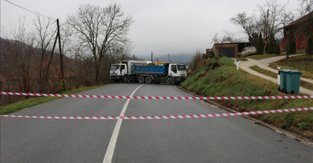Kosova İçişleri Bakanı Sveçla'dan barikat açıklaması