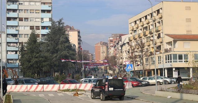 Kosova'nın kuzeyinde barikatların kaldırılmasıyla hayat normale dönüyor