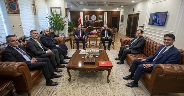 Bakan Bilgin, Karadağlı mevkidaşı Adrovic ile görüştü