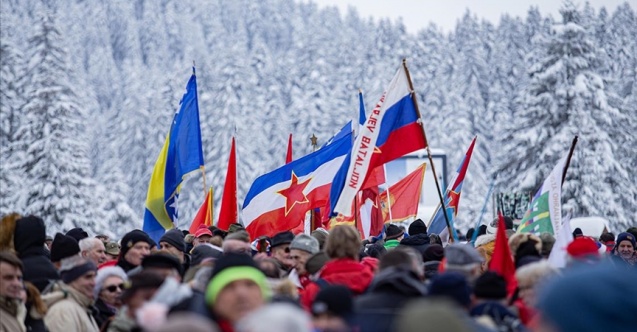 Bosna Hersek'teki geleneksel "İgman Yürüyüşü"ne binlerce kişi katıldı