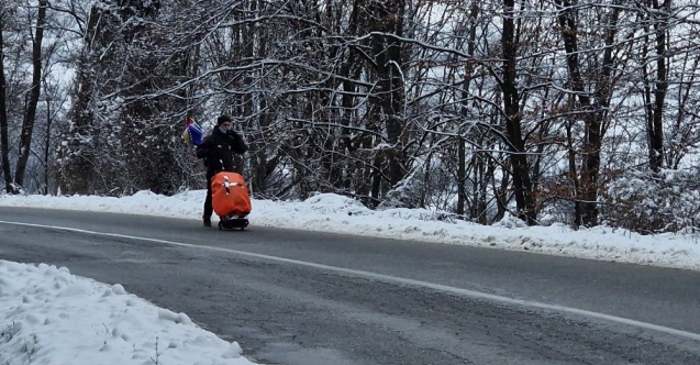 Boşnak hacı adayı Beganovic, Mekke'ye ulaşmak için 6 bin kilometreden fazla yol yürüyecek