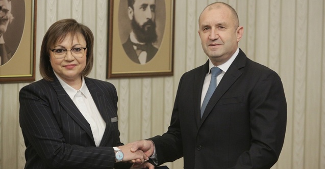 Bulgaristan'da hükümet kuramayan sosyalistler görevi Radev'e iade etti