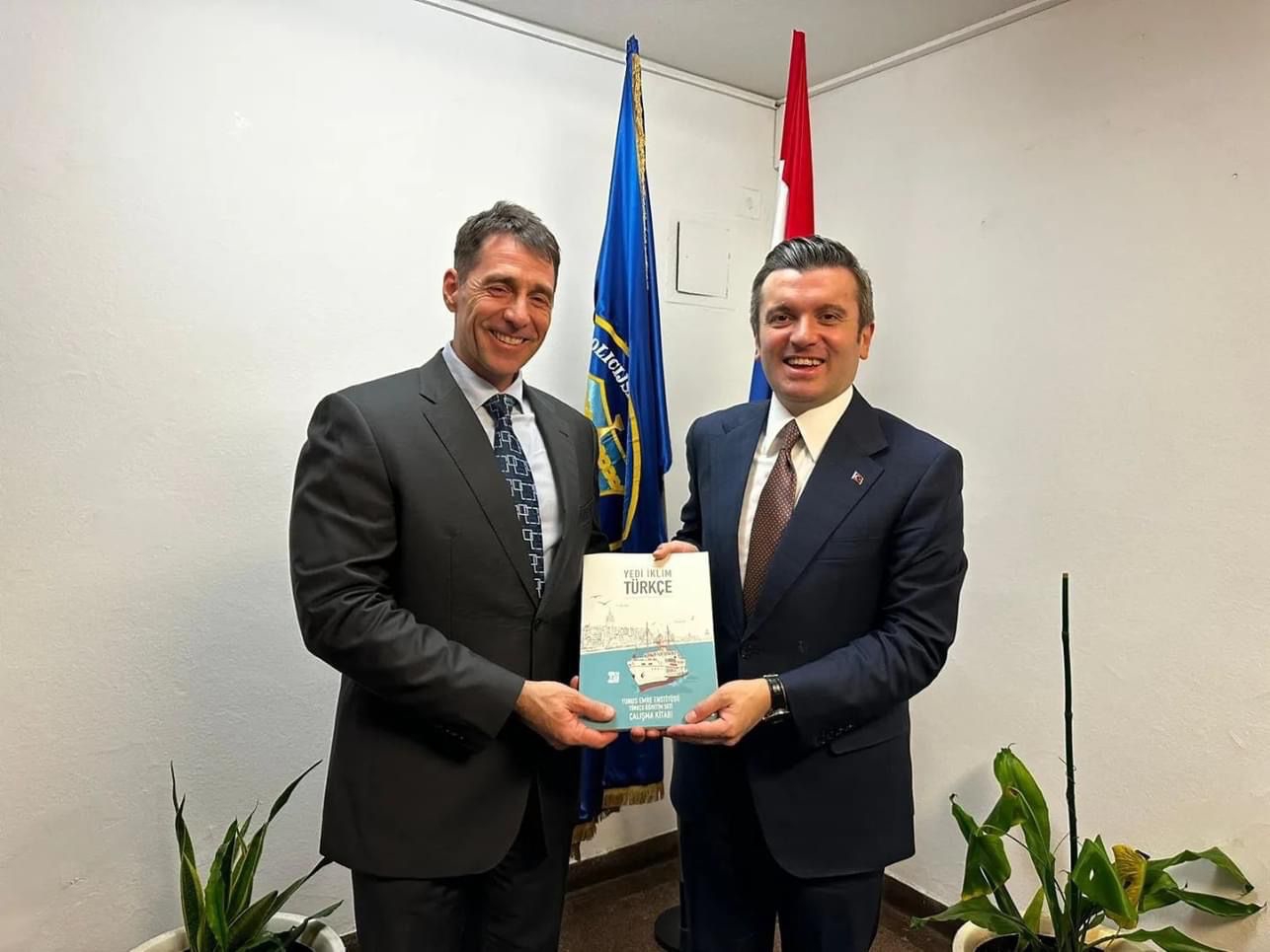 Hırvatistan'da YEE tarafından polislere yönelik Türkçe kursu açıldı