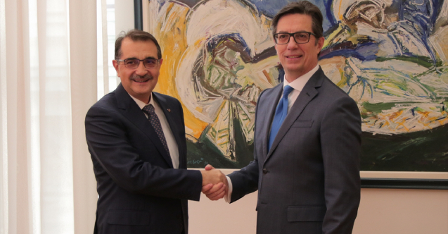 Pendarovski, Enerji ve Tabii Kaynaklar Bakanı Dönmez'i kabul etti