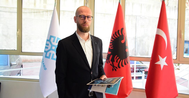 Türkiye mezunu Arnavut Kola, Türkiye Bursları sayesinde akademik kariyer sahibi olduğunu söyledi