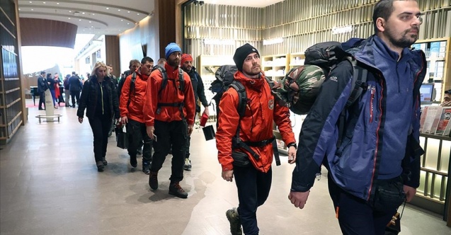 Bosna Hersek'ten Türkiye'ye giden arama kurtarma ekiplerinden ikincisi de ülkeye döndü