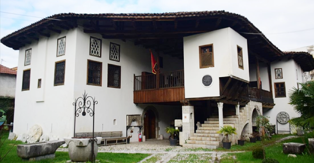 Osmanlı dönemi yapısıyla farklı tarihi dönemleri kucaklayan müze: İşkodra Tarih Müzesi