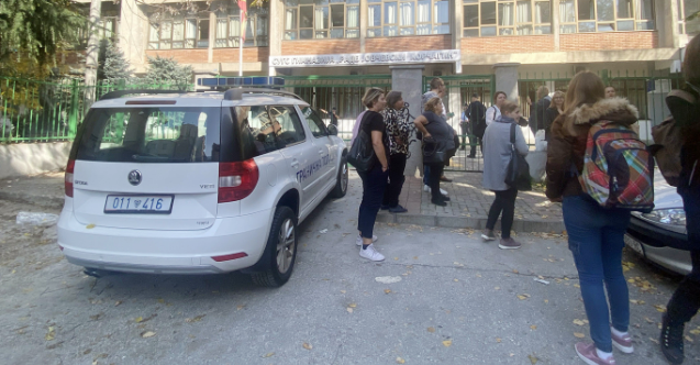 Üsküp’te 39 okula bomba ihbarı