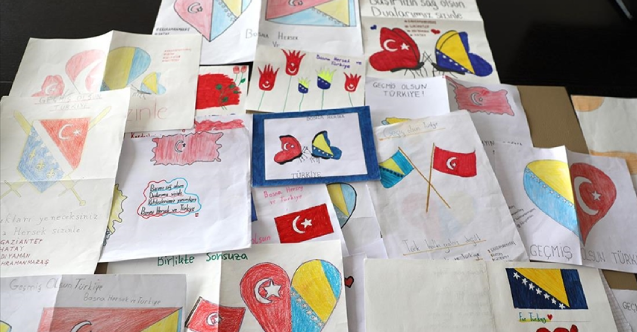 Bosna Hersekli öğrenciler, depremzede akranları için Türkçe moral mektupları yazdı