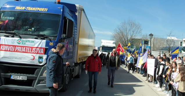 Türkiye’deki depremzedeler için konteyner ev taşıyan yardım konvoyu Bosna Hersek’ten yola çıktı