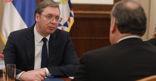 Vucic, Escobar ile görüştü