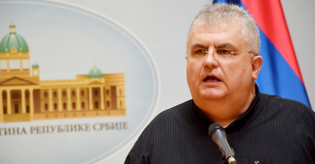 Canak: "Vucic, Putin rejiminin kendisini öldürmesinden korkuyor"