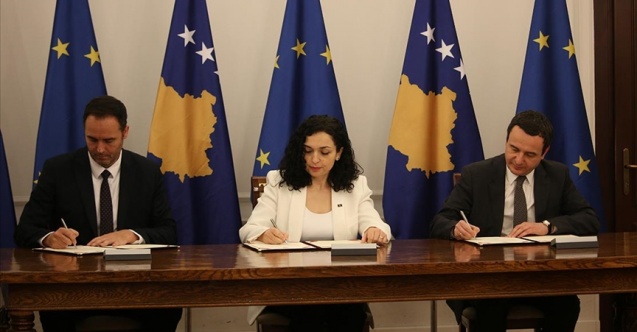 Kosovalı liderler AB'nin vize serbestisi kararını sevinçle karşıladı