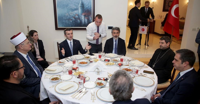 Zagreb Büyükelçisi Kıran’dan Müslüman, Hıristiyan ve Yahudi din insanlarına iftar