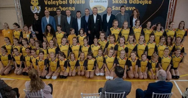 VakıfBank'ın Saraybosna'daki okulu başarıdan başarıya koşuyor
