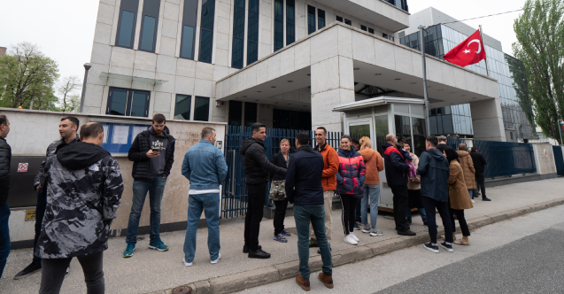 Bosna Hersek'teki Türk seçmenler oy kullanmaya başladı