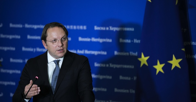 Varhelyi, Bosna Hersek'in AB üyeliğini hak ettiğini söyledi