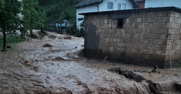 Bosna Hersek’in Teocak Belediyesi’nde sel