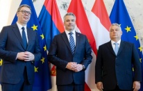 Avusturya, Macaristan ve Sırbistan liderleri, Viyana'daki göç zirvesinde bir araya geldi