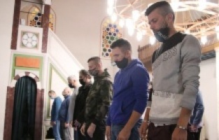 Banya Luka’da Ramazan ayının ilk teravih namazı kılındı