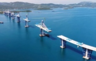 Bosna Hersek’in deniz egemenliğini ihlal eden Peljesac köprüsü tamamlanmak üzere