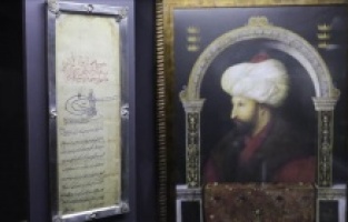 Fatih Sultan Mehmed'in Ahidnamesi 558 Yaşında