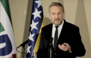 İzetbegoviç: Mescid-i Aksa’daki saldırılar durmak zorunda