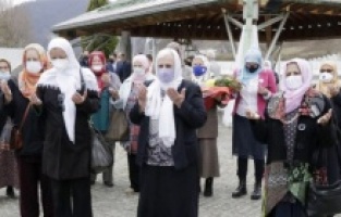 Srebrenitsa Anneleri’nden Filistin’e destek