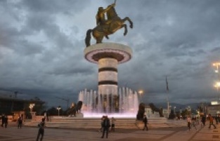 Üsküp Belediye Başkanı: ‘Üsküp 2014’ heykellerini sökmek istiyoruz