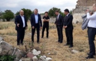 Bosnalı parlamenterler, “Kafkasya’nın Hiroşiması” Ağdam’da