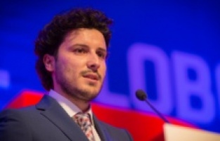 Karadağ Başbakan Yardımcısı Abazoviç’ten Sırbistan Cumhurbaşkanı Vuçiç’in sözlerine tepki