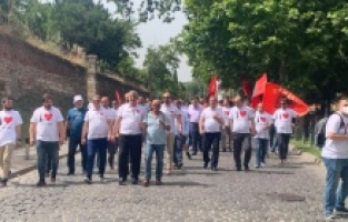 Çameryalı Arnavutlara karşı işlenen soykırım Üsküp’te protesto edildi