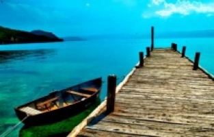 Avrupa'nın en eski gölü, UNESCO'nun Tehlike Altındaki Dünya Mirası Listesi'ne eklenmedi